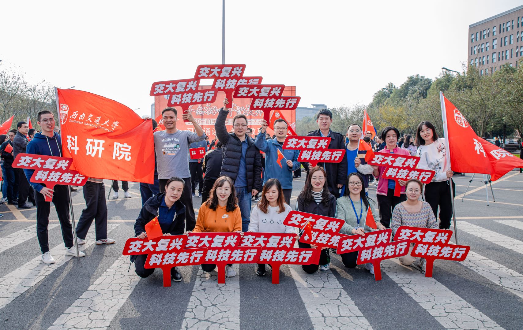 英国上市公司365