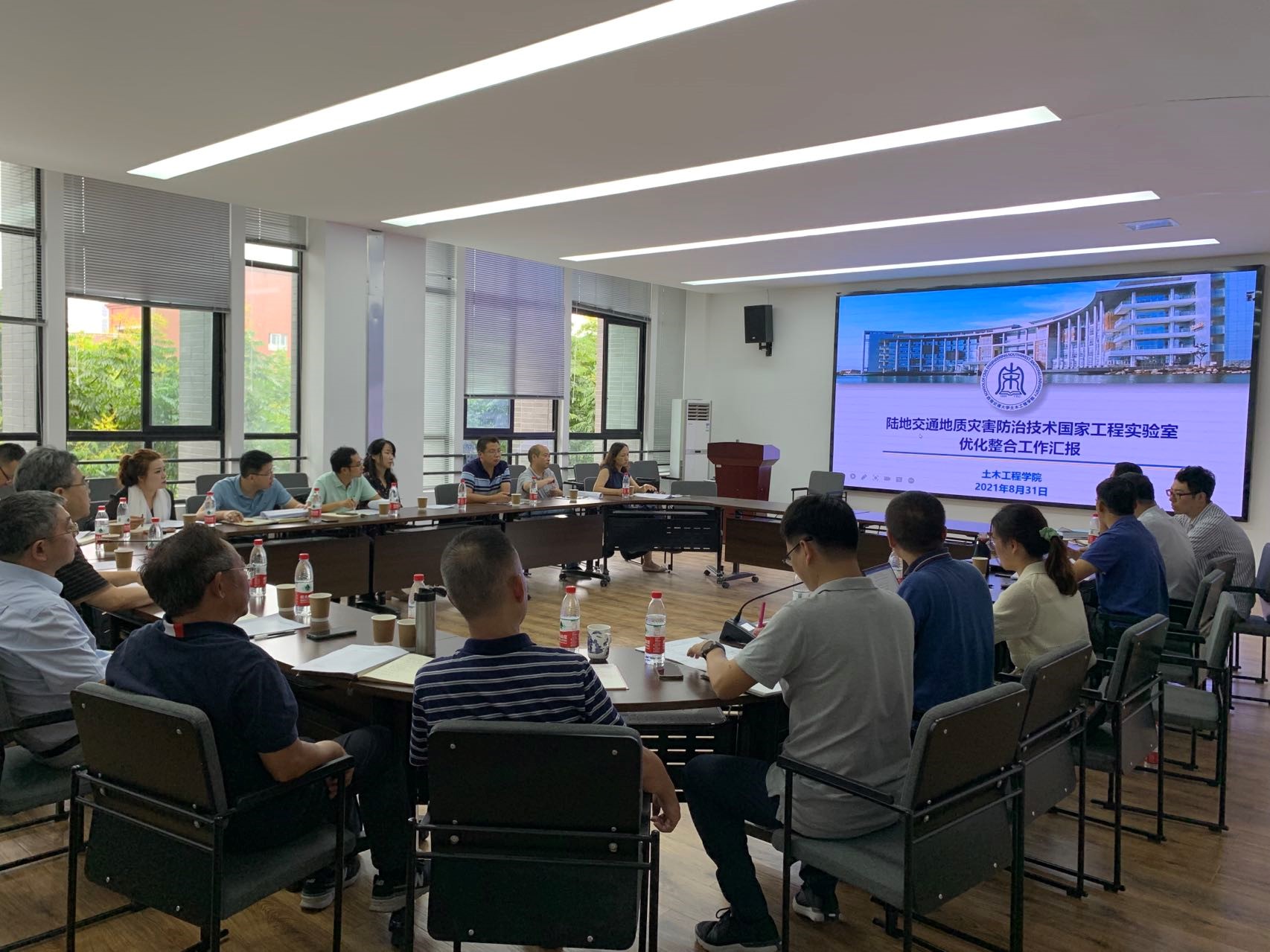 英国上市公司365