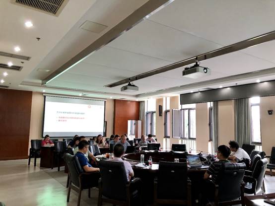 英国上市公司365