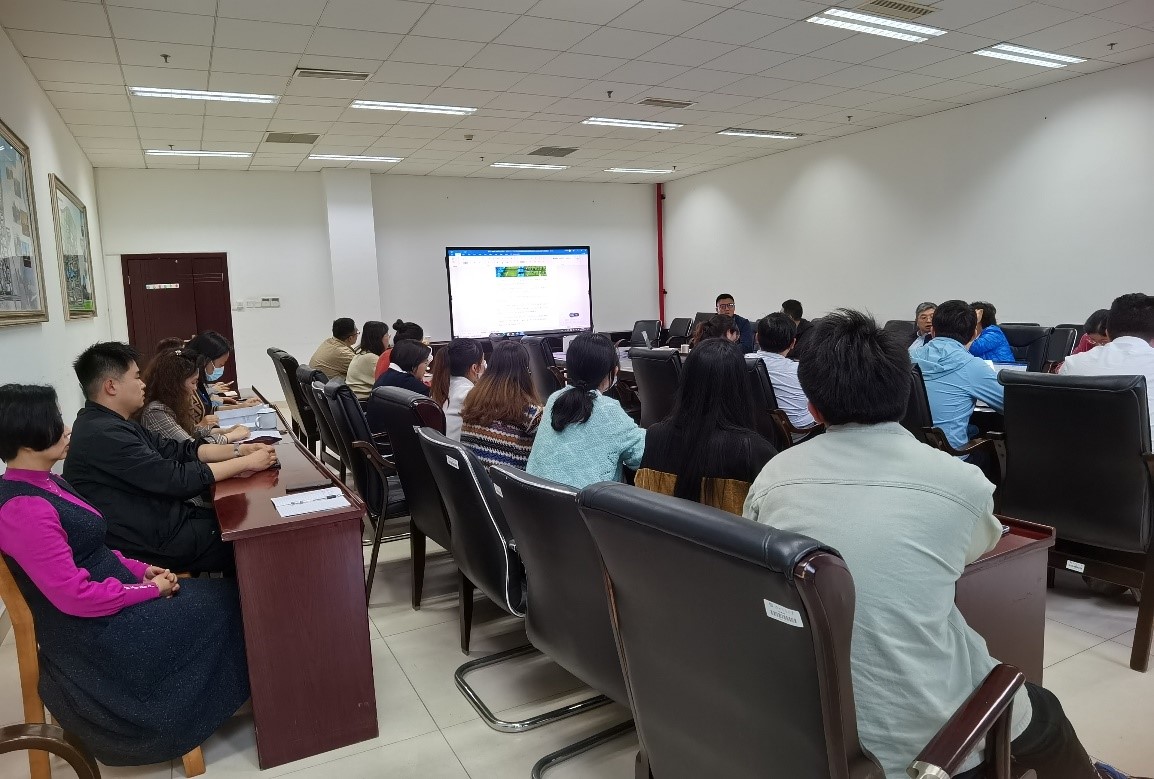 英国上市公司365