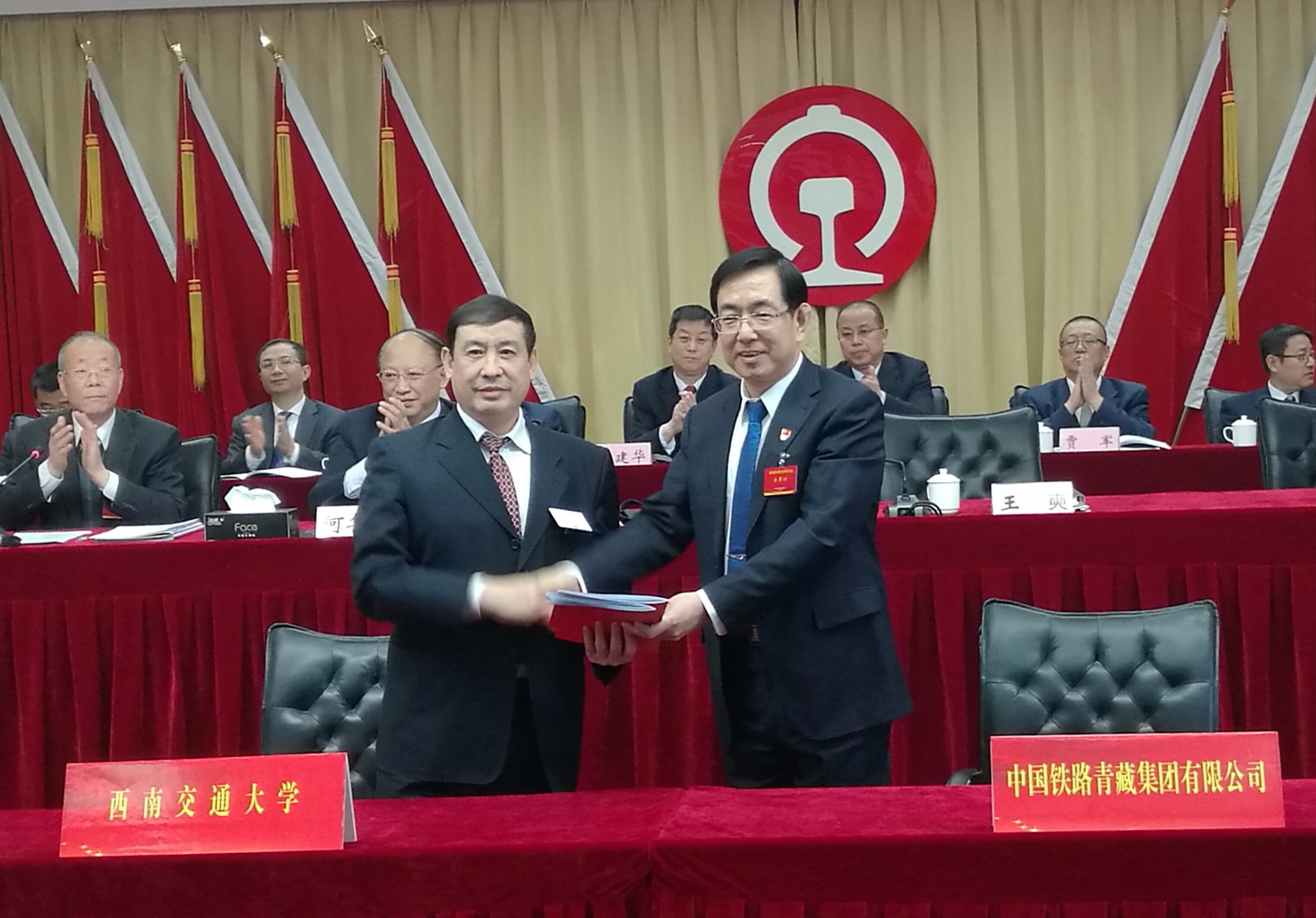 英国上市公司365