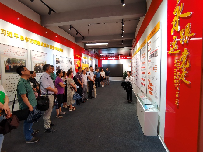 英国上市公司365