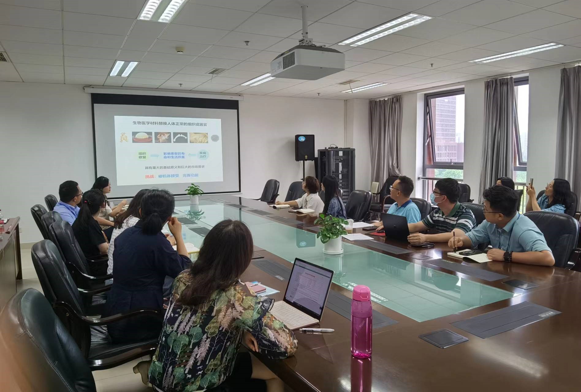 英国上市公司365