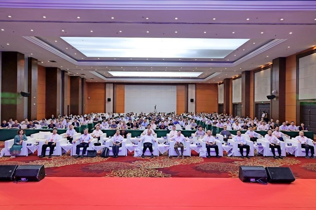 英国上市公司365