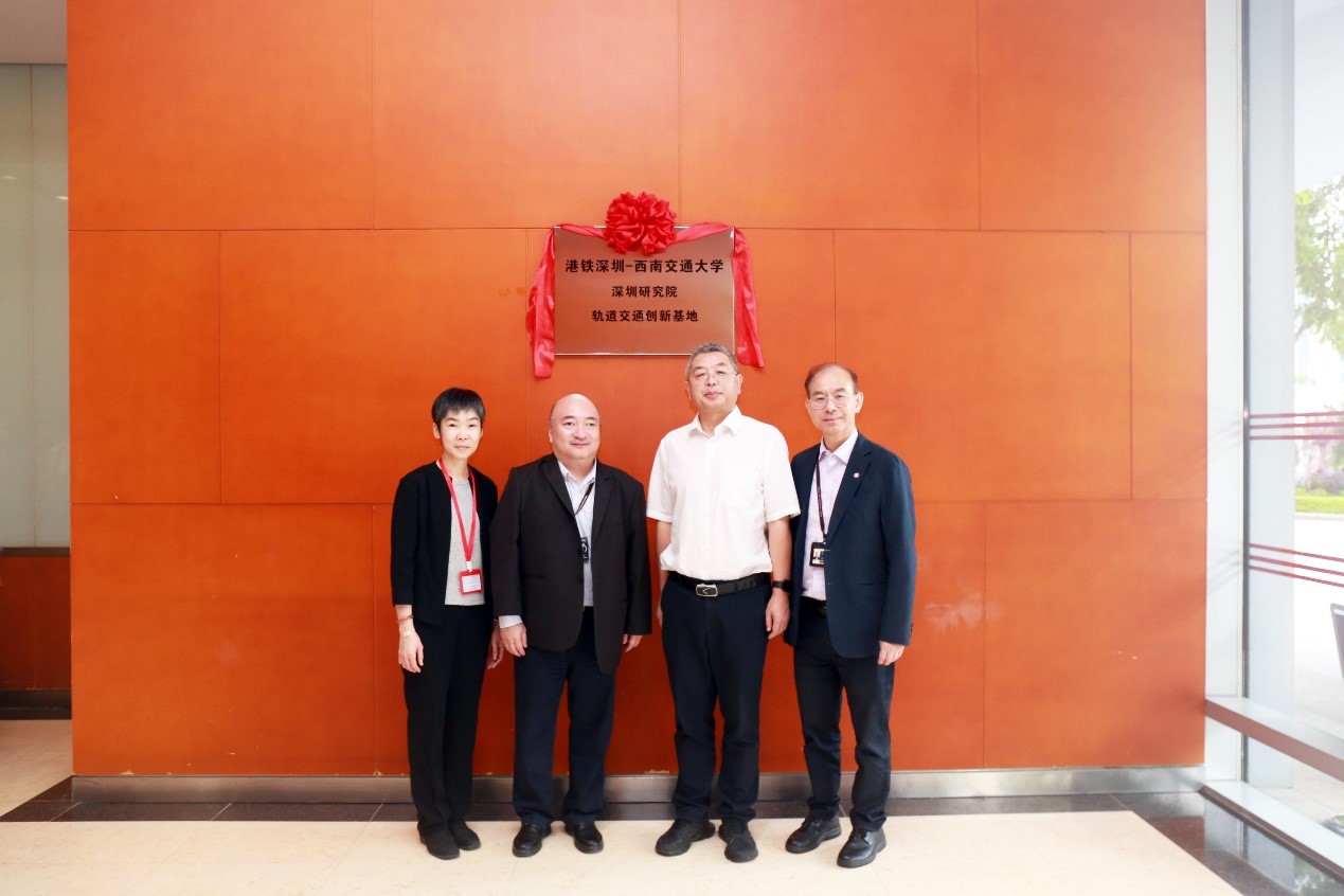 英国上市公司365